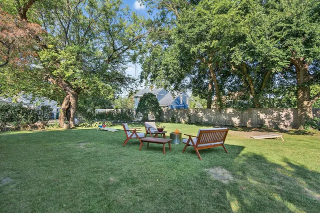 $559,999 | 185 North Happ Road, Northfield, IL 60093