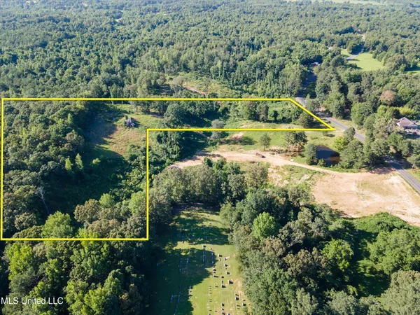$64,900 | 2 Old Memphis Oxford Road, Coldwater, MS 38618