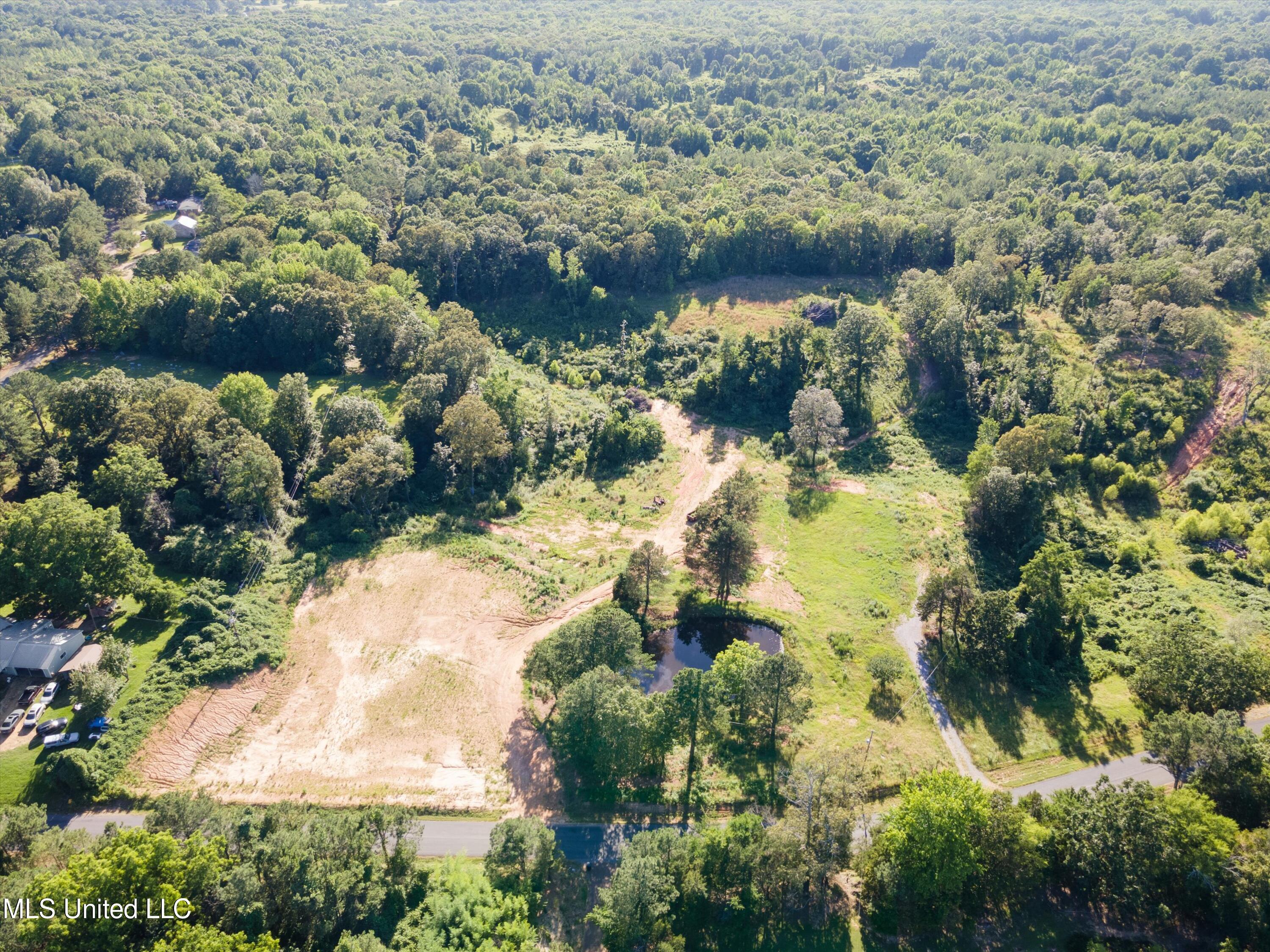 2 Old Memphis Oxford Road Coldwater, MS 38618 - Photo 5 of 6 06-DJI_0624 copy