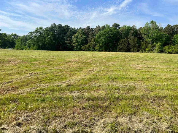 $99,900 | 2746 Hughes Springs, Hughes Springs, TX 75656