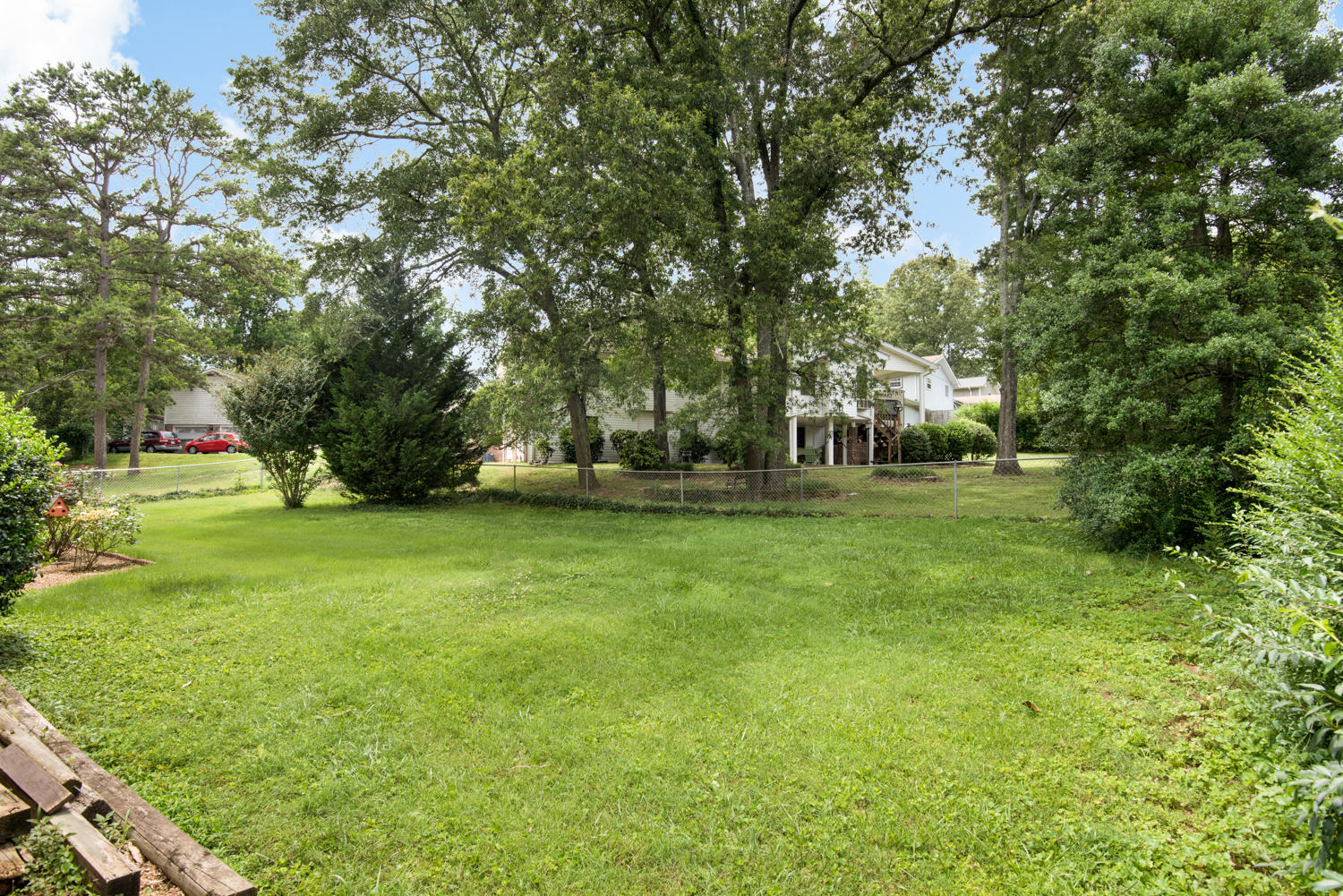 7111 Middle Valley Road Hixson, TN 37343 - Photo 24 of 25 Yard