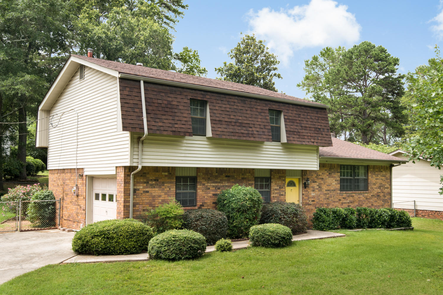 7111 Middle Valley Road Hixson, TN 37343 - Photo 25 of 25 Front View