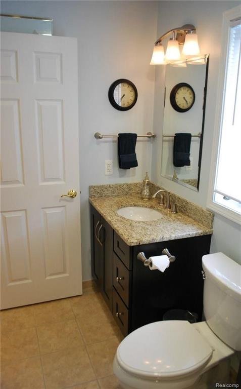 285 Slade Court Rochester Hills, MI 48307 - Photo 19 of 35