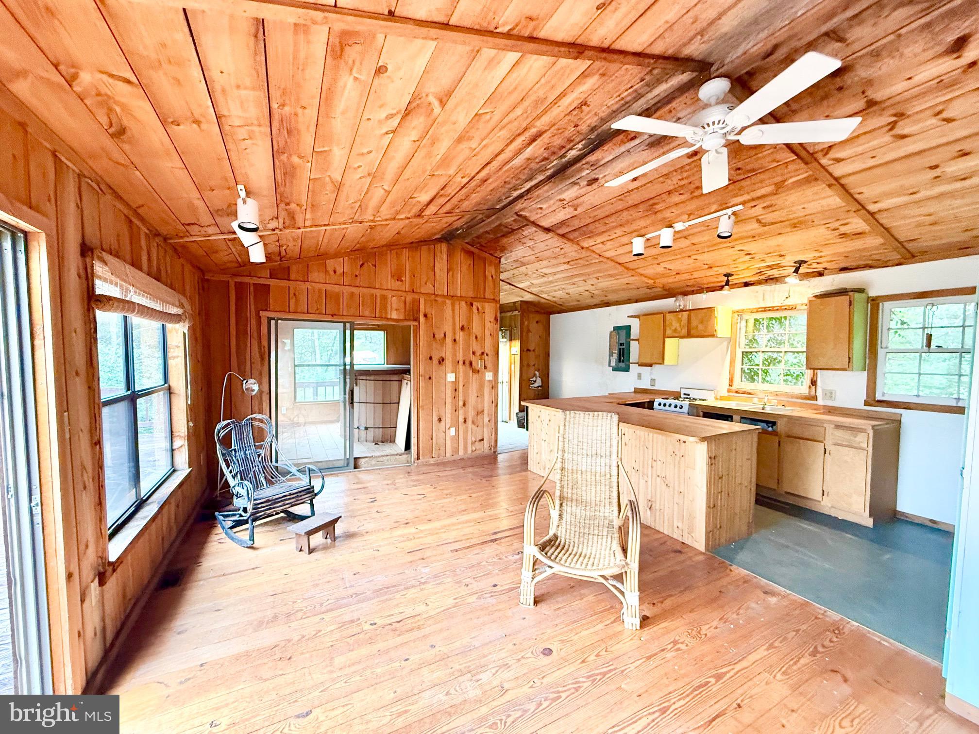 302 Valley View Road Lost City, WV 26810 - Photo 11 of 19