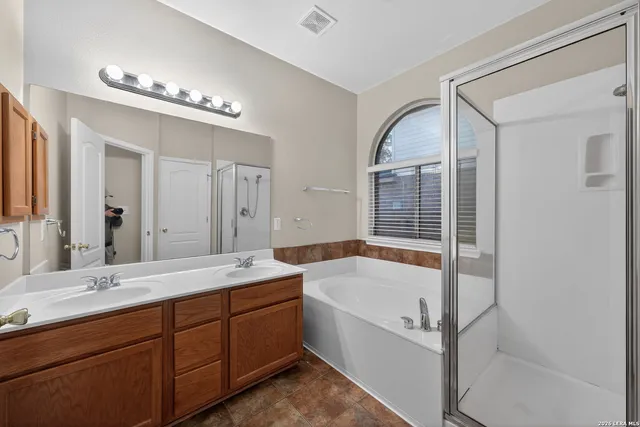 $1,750 | 216 Silver Wing, Cibolo, TX 78108