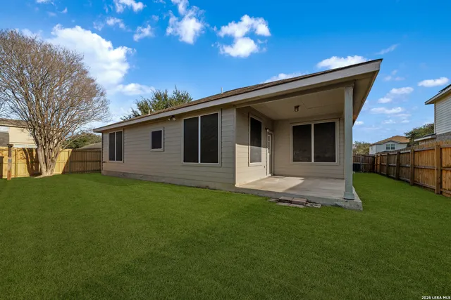 $1,750 | 216 Silver Wing, Cibolo, TX 78108