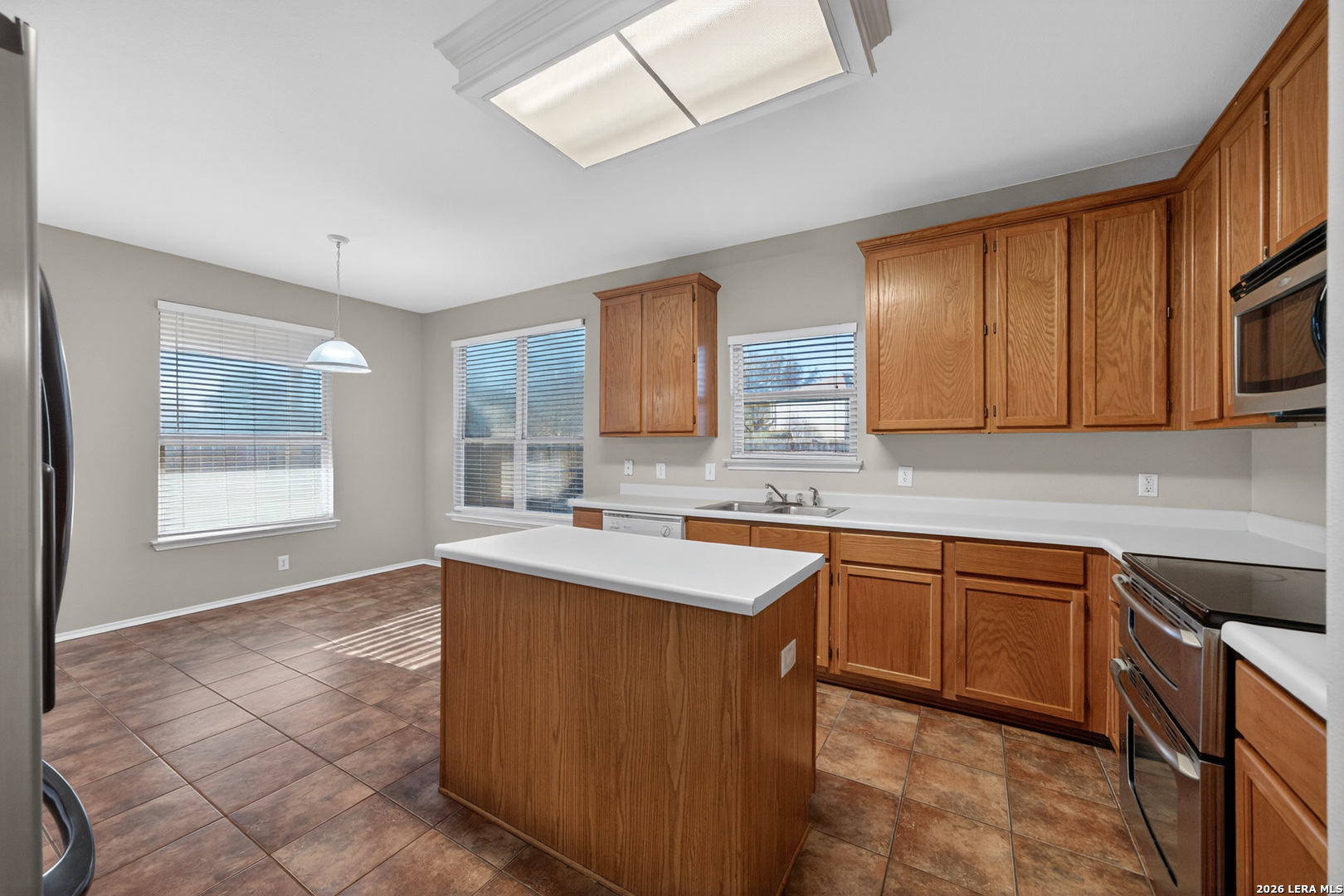 216 Silver Wing Cibolo, TX 78108 - Photo 10 of 34