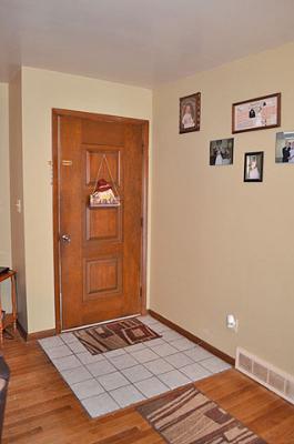 2500 East 1704th Road Ottawa, IL 61350 - Photo 5 of 15