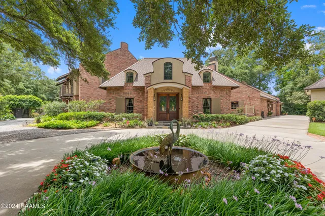 $2,795,000 | 107 Kimball Drive, Lafayette, LA 70508