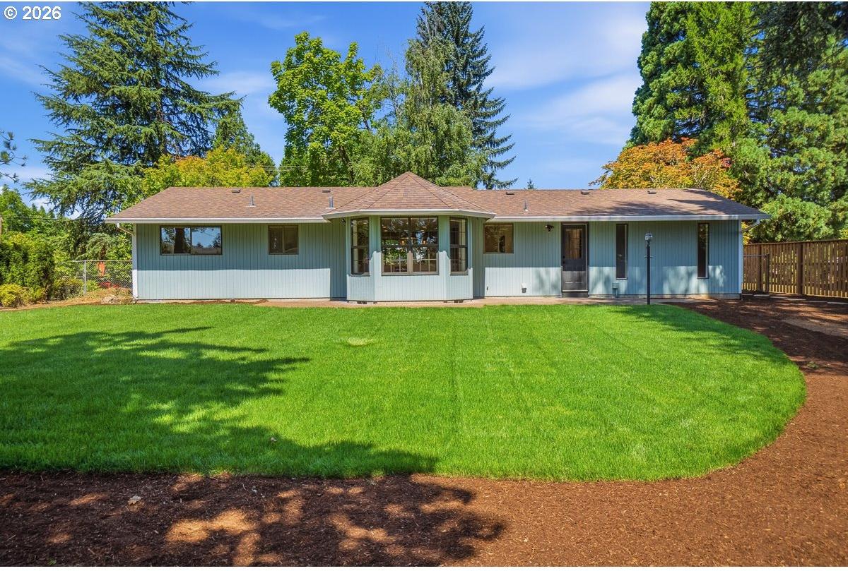 19530 South Central Point Road Oregon City, OR 97045 - Photo 31 of 38 Backyard