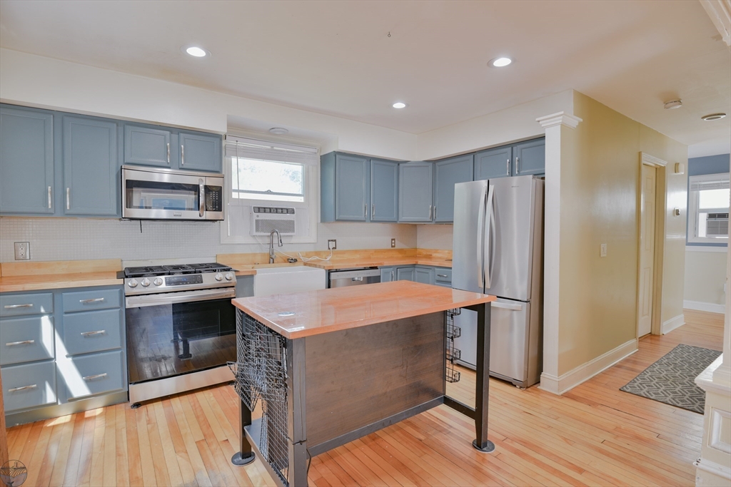 360 Doherty Street Fall River, MA 02720 - Photo 11 of 39