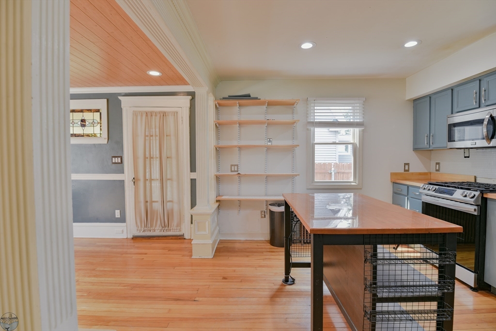 360 Doherty Street Fall River, MA 02720 - Photo 13 of 39