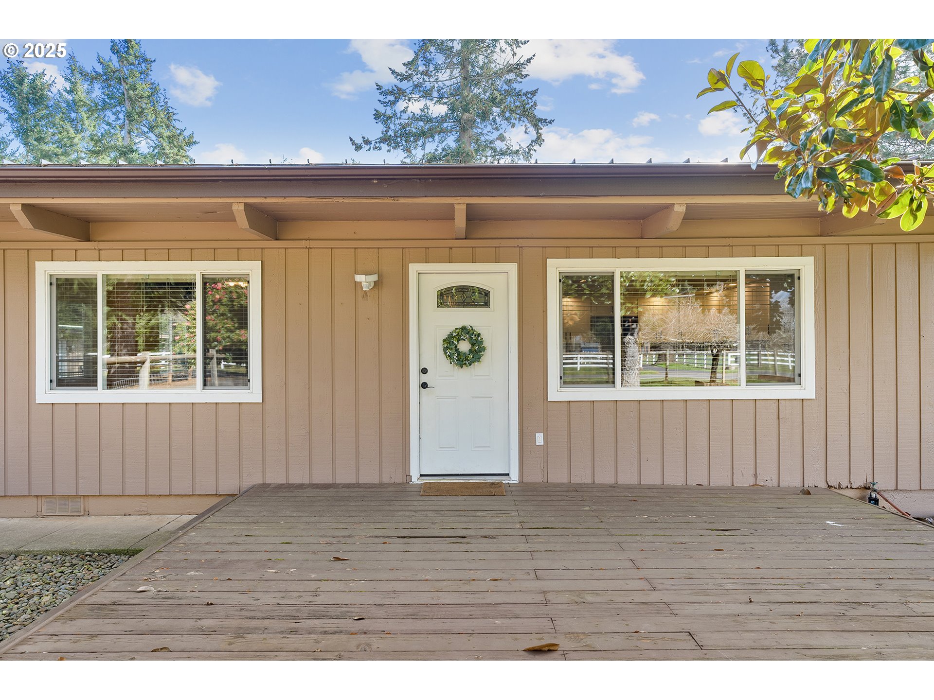 12950 South New Era Road Oregon City, OR 97045 - Photo 4 of 45 a view of outdoor space with wooden floor