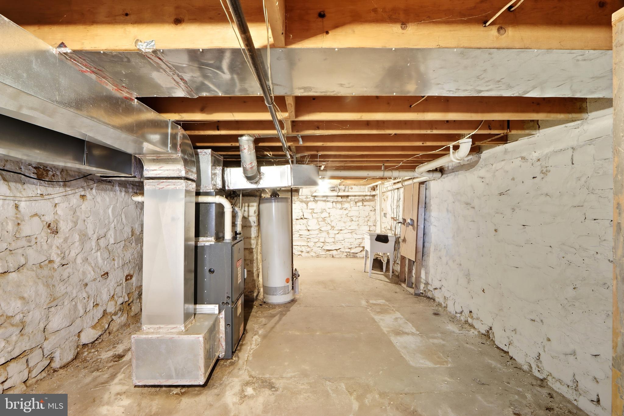 1314 James Street Baltimore, MD 21223 - Photo 11 of 19 a view of a porch with a table and chairs