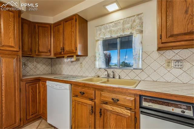 12050 Smith Road Peyton, CO 80831 - Photo 11 of 31 Gallery Image 11