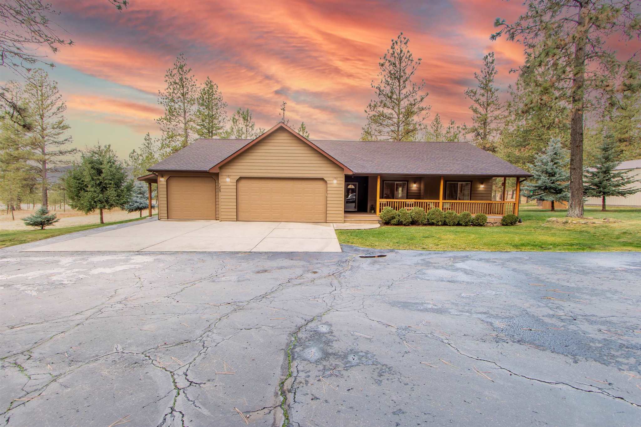 205 East Stutler Road Spokane, WA 99224 - Photo 1 of 29