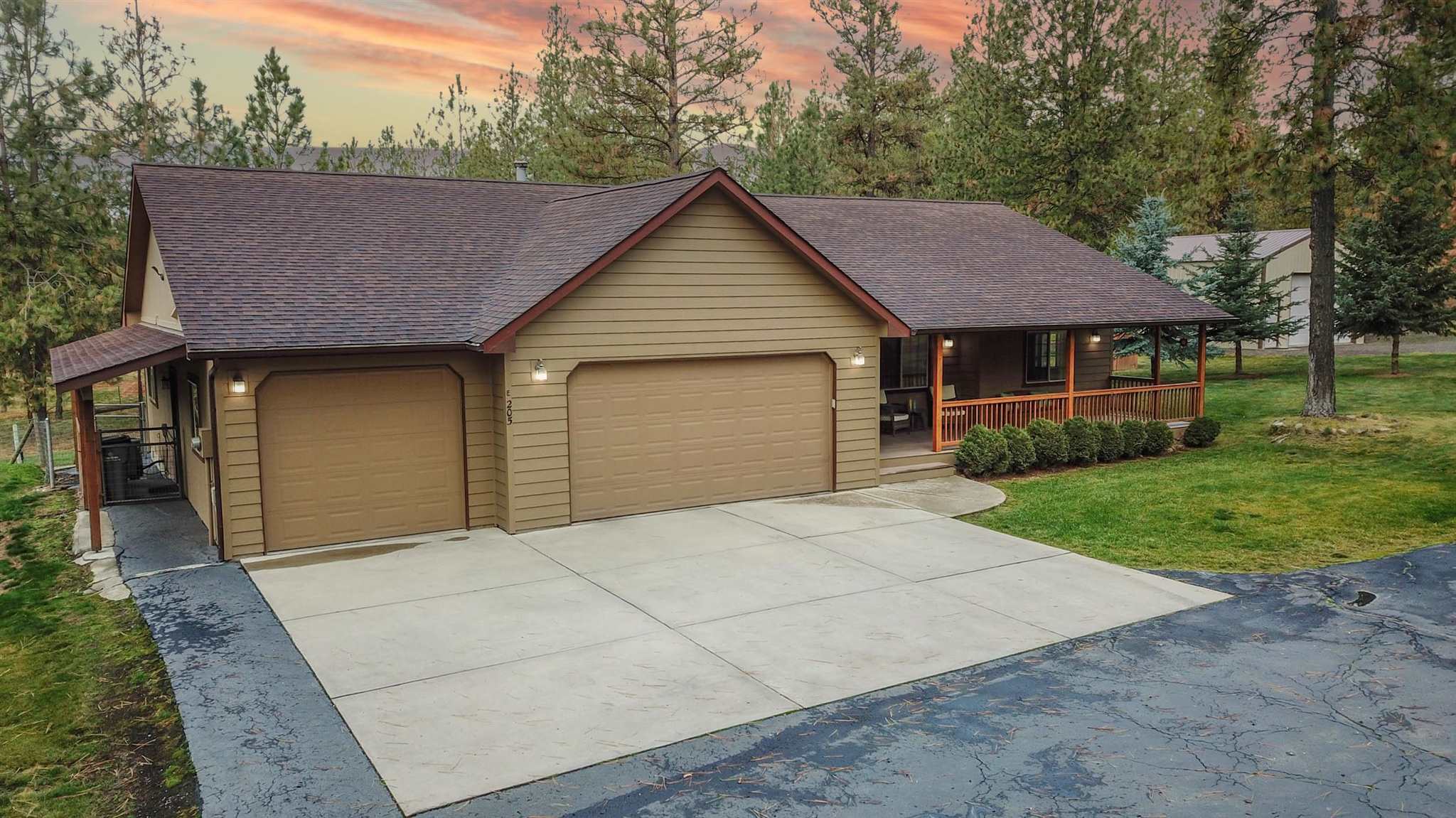205 East Stutler Road Spokane, WA 99224 - Photo 4 of 29