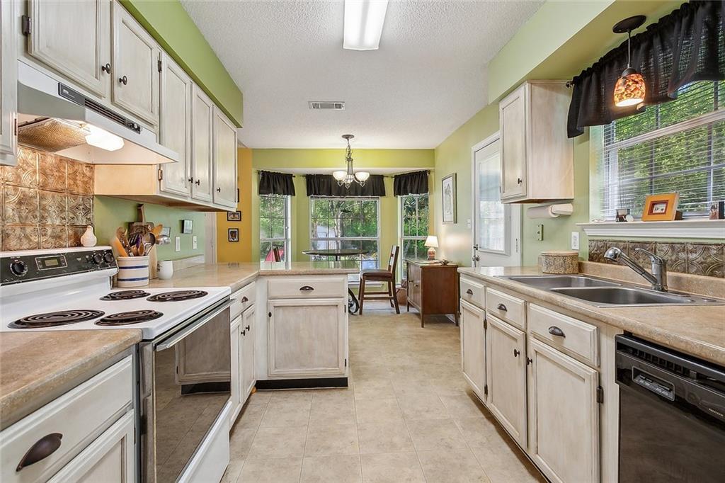 2775 Rue Toulander Street Mandeville, LA 70448 - Photo 6 of 15 Gallery Image 6