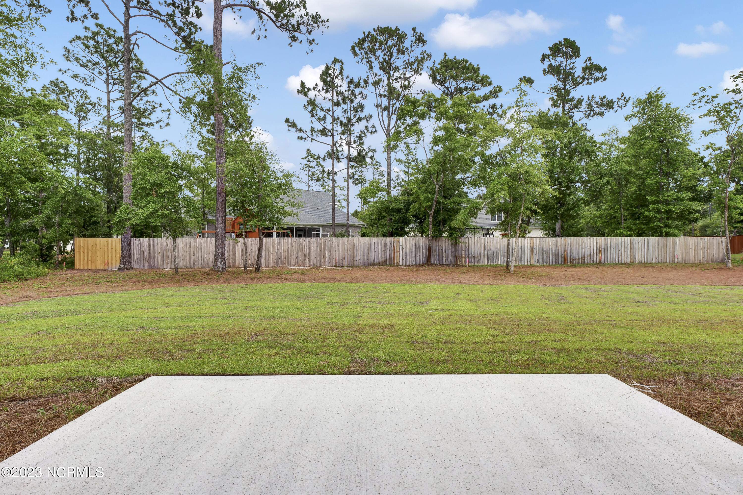 209 Hampton Court Hampstead, NC 28443 - Photo 19 of 32 P9955568