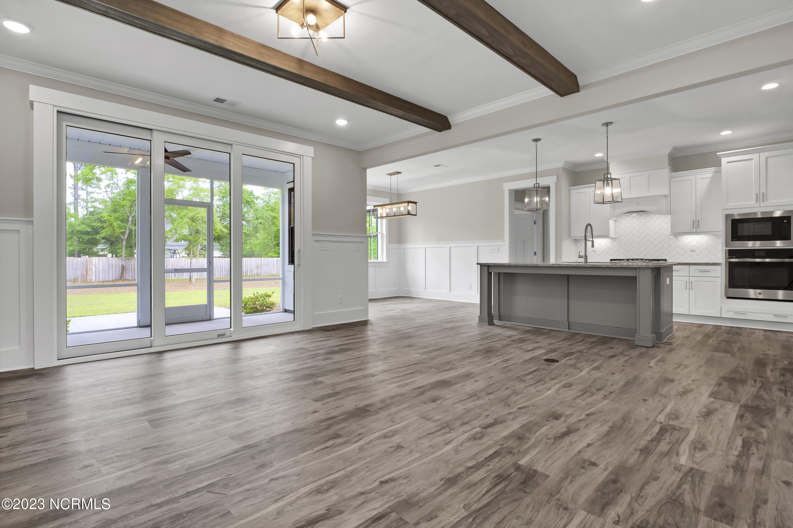 209 Hampton Court Hampstead, NC 28443 - Photo 7 of 32 P9955638