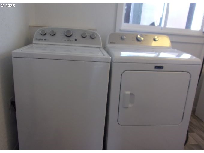 222 1st Avenue Riddle, OR 97469 - Photo 17 of 36 Laundry