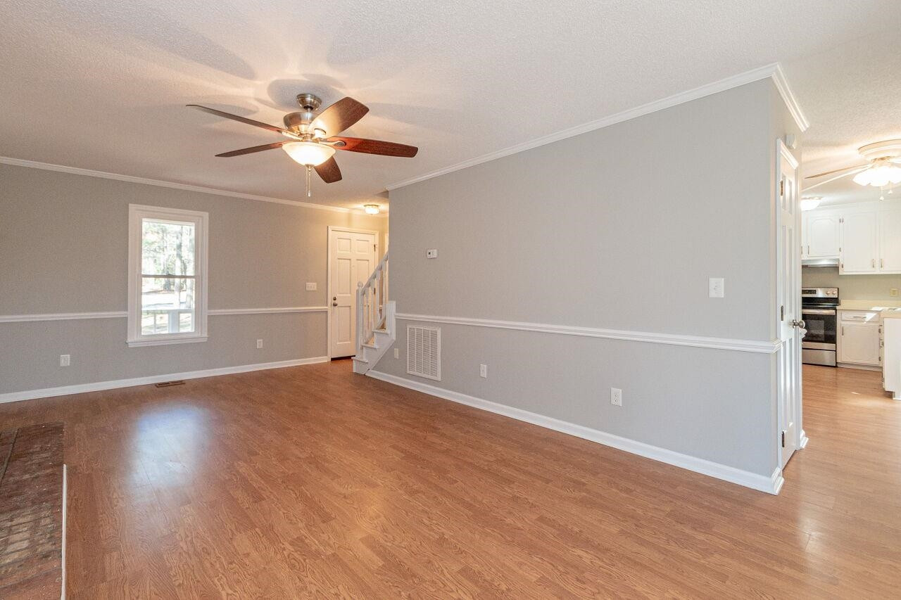 213 Plantation Road Clayton, NC 27520 - Photo 5 of 29 Living Room