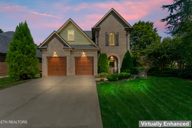 $885,000 | 200 Cool Springs Boulevard, Knoxville, TN 37934