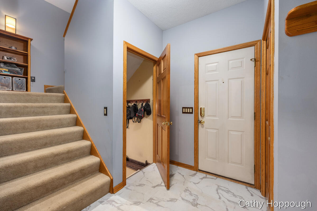 470 Caroline Street Ionia, MI 48846 - Photo 21 of 69 470-Caroline_021