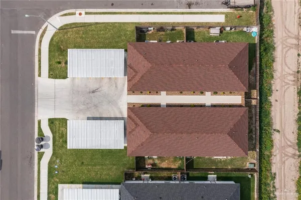 $1,100 | 909 North Maryland Street, Unit A, Alton, TX 78573