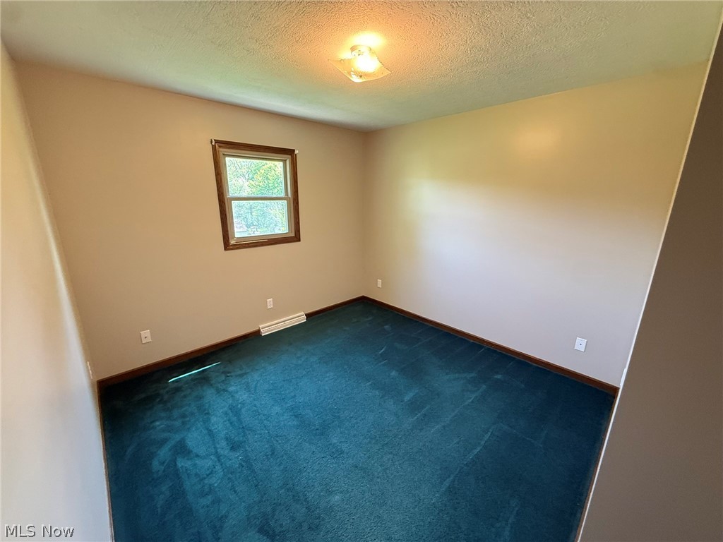 2462 York View Road Southwest New Philadelphia, OH 44663 - Photo 37 of 50