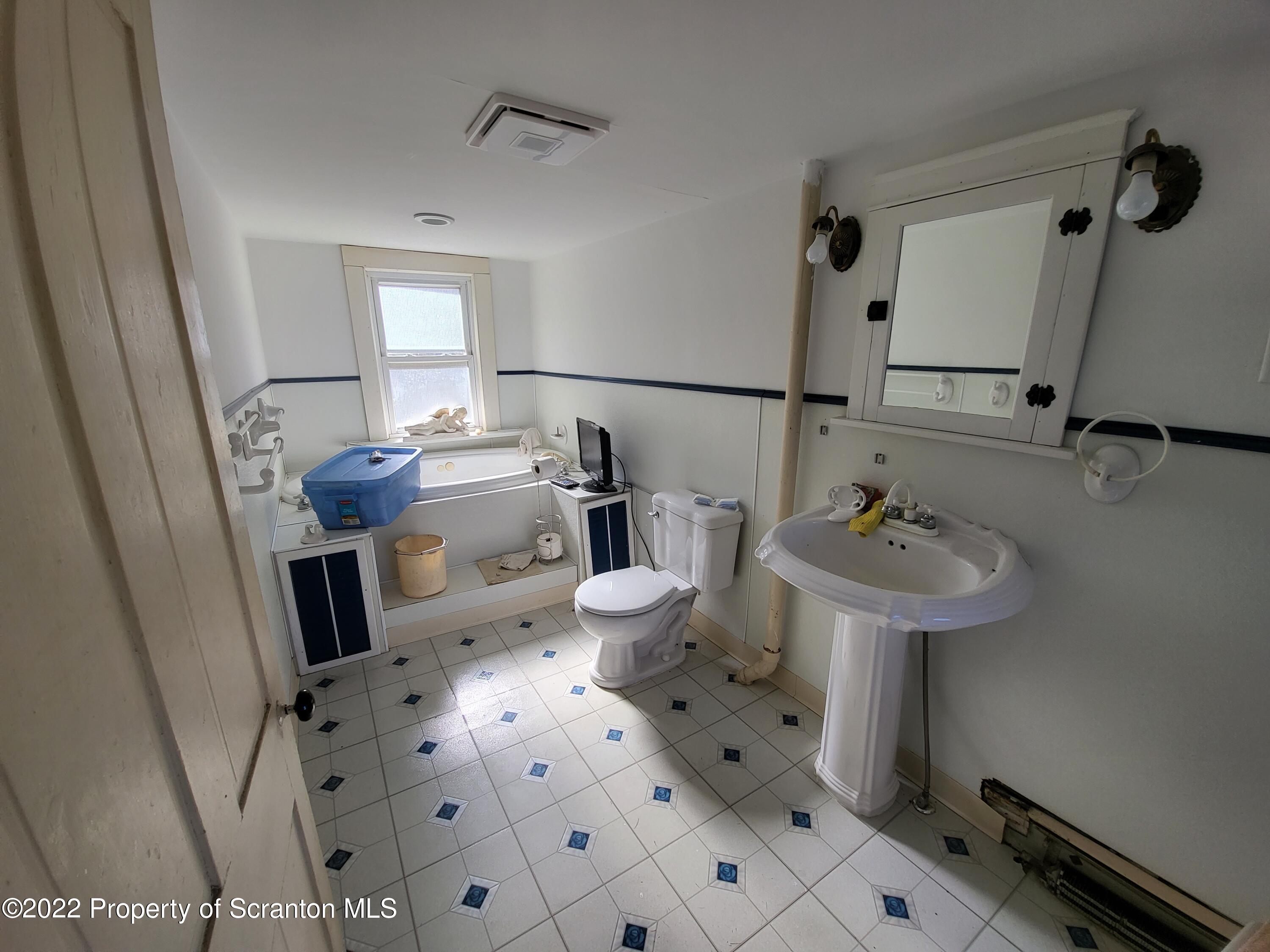 225 Dug Road Mehoopany, PA 18629 - Photo 11 of 16 Gallery Image 11