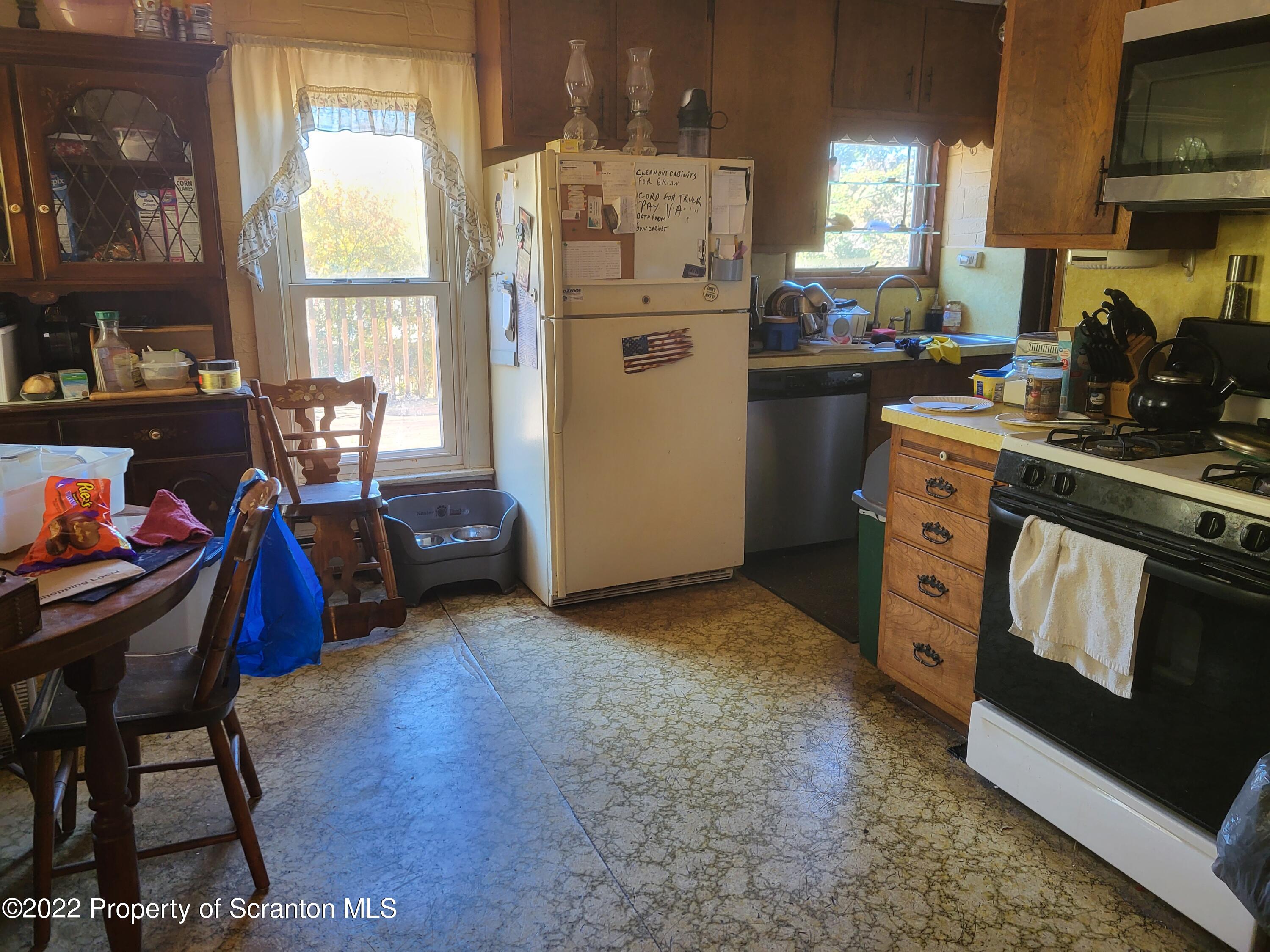 225 Dug Road Mehoopany, PA 18629 - Photo 4 of 16 Gallery Image 4