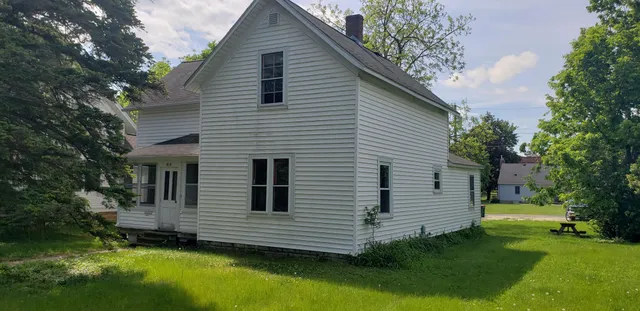 $259,000 | 414 Spring Street, River Falls, WI 54022