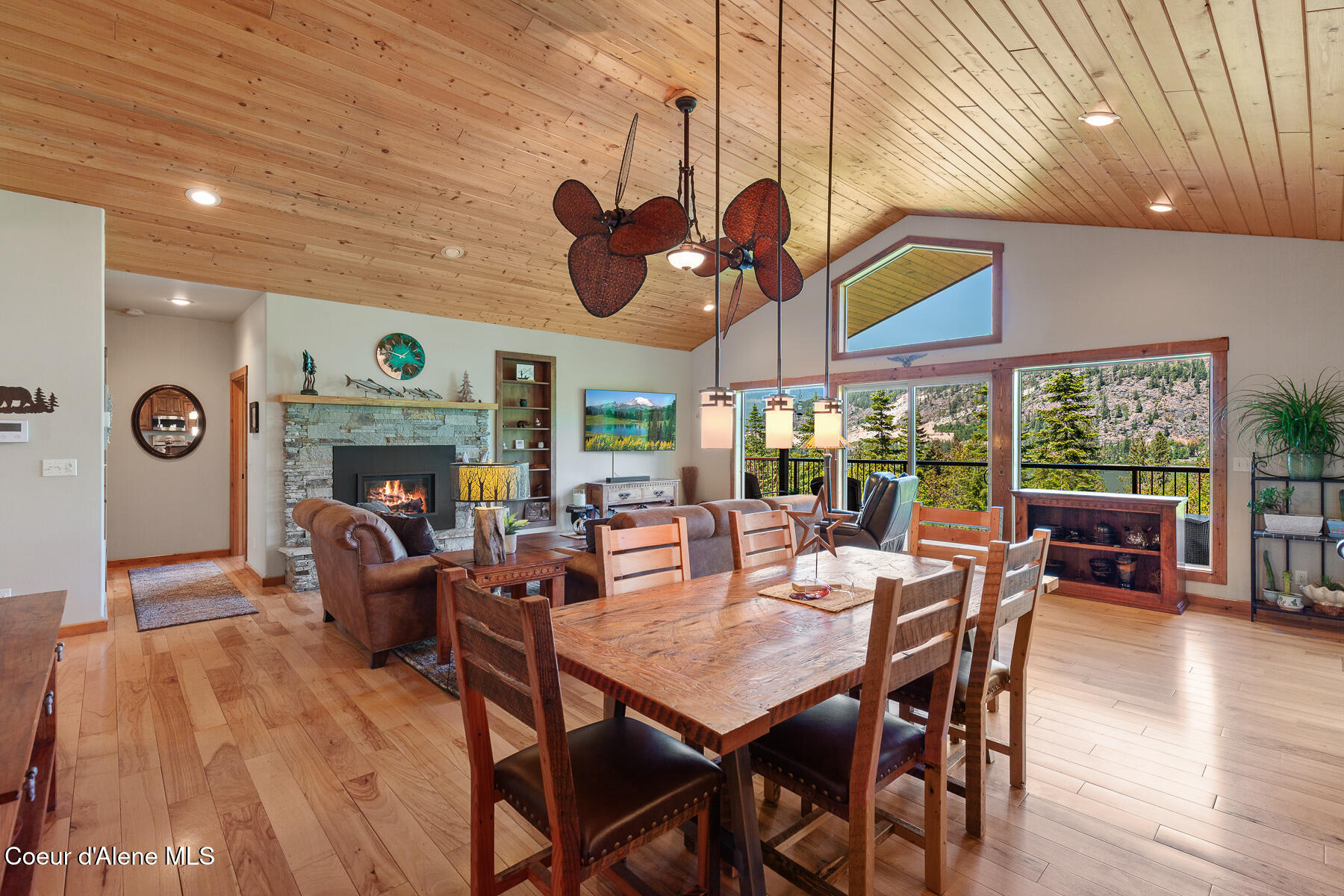 224 Buck Ridge Sagle, ID 83860 - Photo 12 of 85 224BuckRidgeRd-12