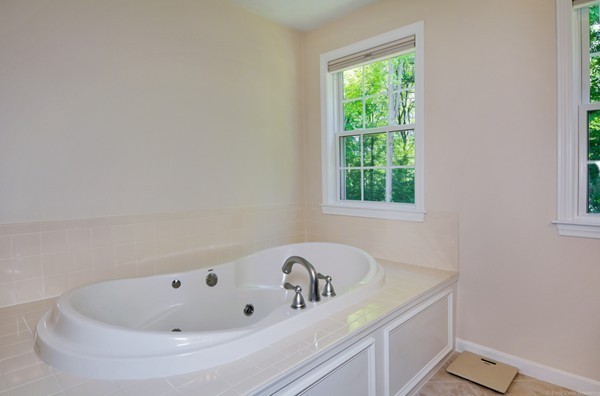 3 Harding Lane Sturbridge, MA 01518 - Photo 21 of 30 Gallery Image 21