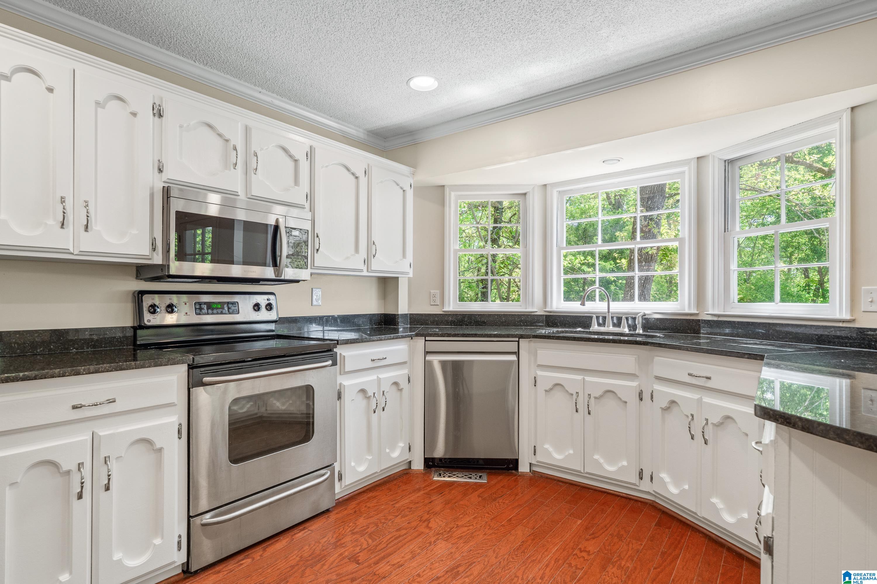 5245 Meadow Brook Road Birmingham, AL 35242 - Photo 12 of 36