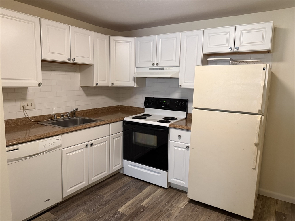 176 Maple Avenue, Unit 41 Rutland, MA 01543 - Photo 3 of 11