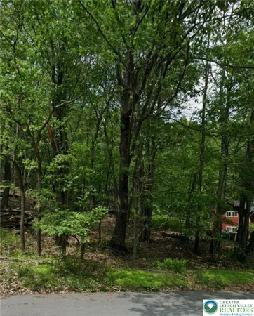 $54,000 | 11 Seneca Road, Mount Pocono, PA 18344