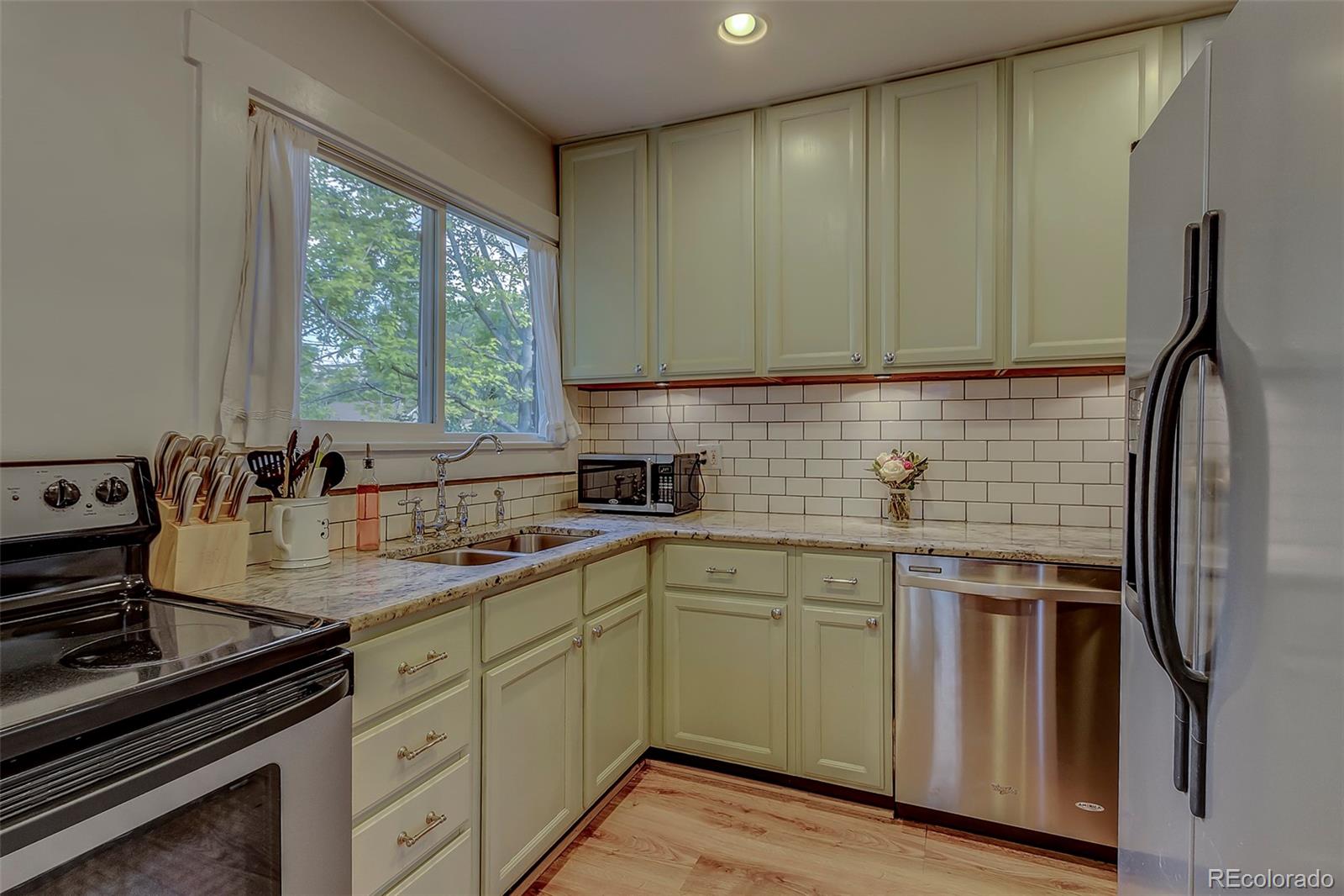 1146 Jackson Street Denver, CO 80206 - Photo 7 of 13