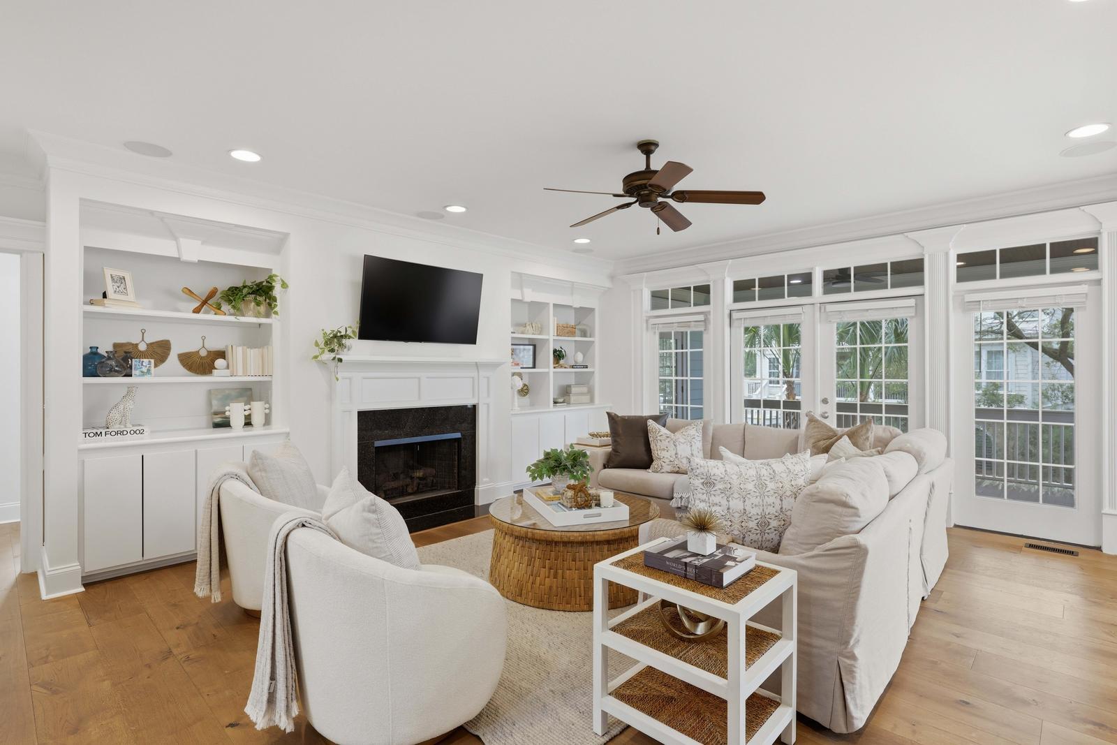 2296 Middlesex Street Mount Pleasant, SC 29466 - Photo 15 of 72 9