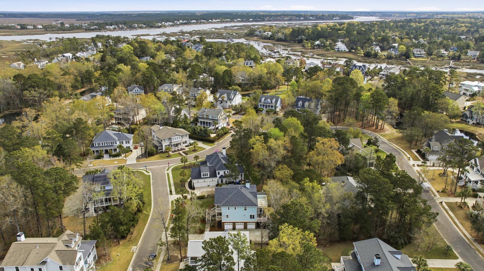 2296 Middlesex Street Mount Pleasant, SC 29466 - Photo 64 of 72 57