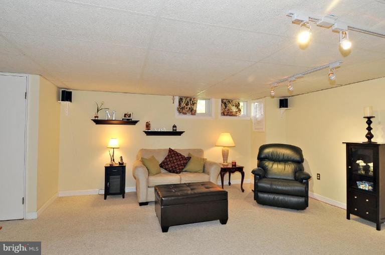8530 Pleasant Plains Road Towson, MD 21286 - Photo 11 of 22 Family Room #2