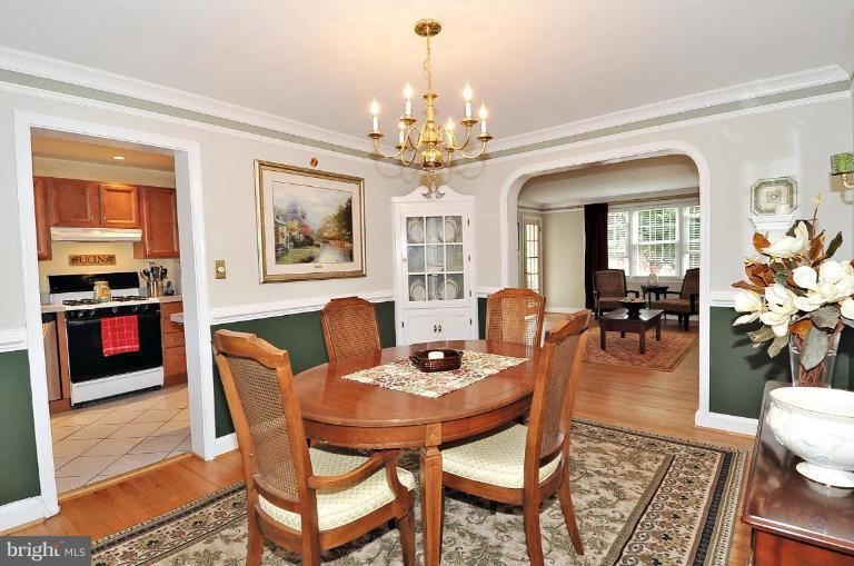 8530 Pleasant Plains Road Towson, MD 21286 - Photo 6 of 22 Dining Room #2