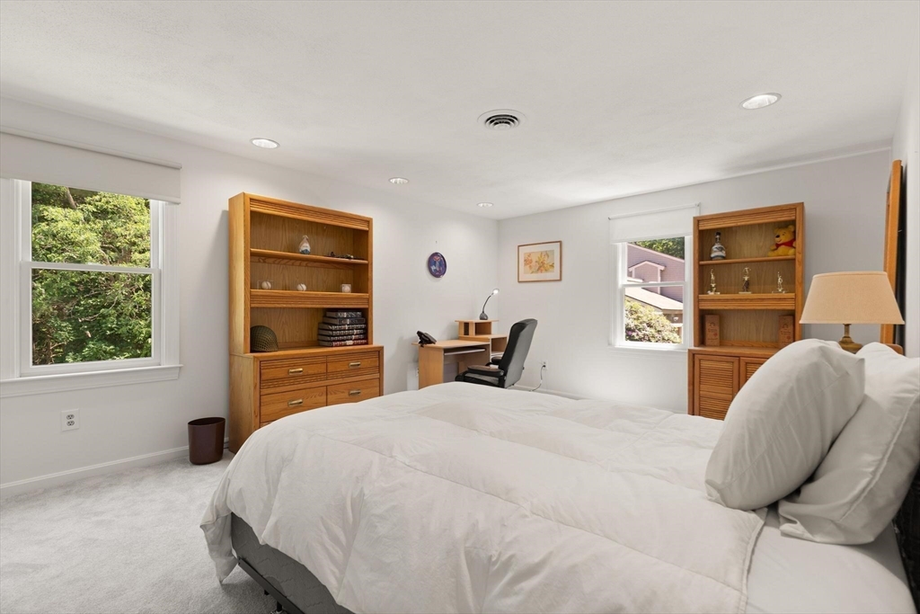 80 Hampton Road Sharon, MA 02067 - Photo 21 of 28