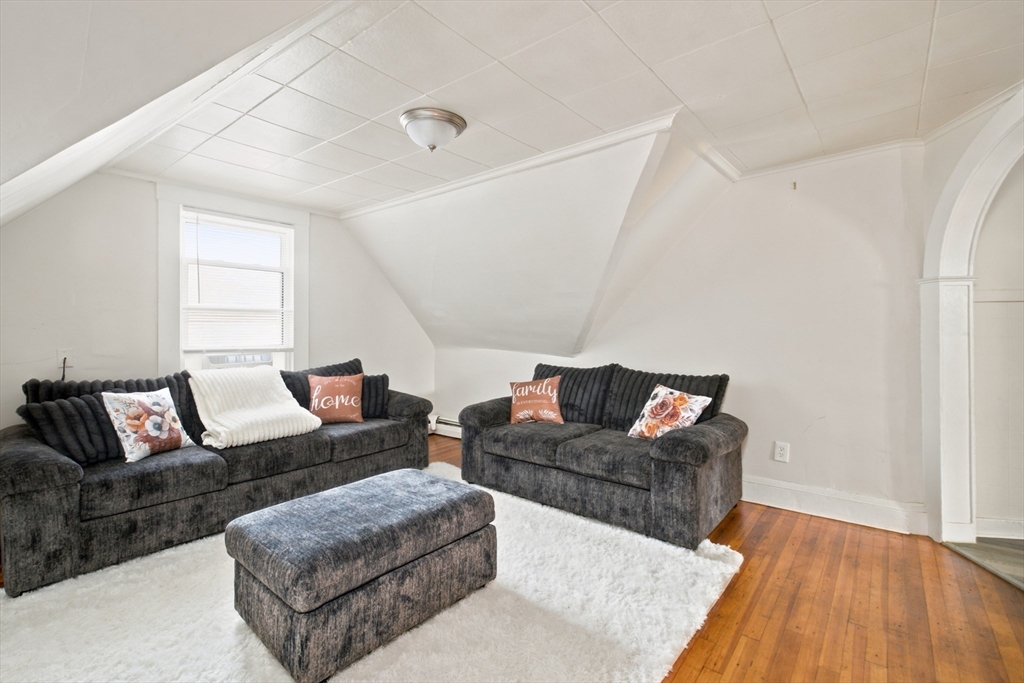 51-53 Leyfred Terrace Springfield, MA 01108 - Photo 17 of 38
