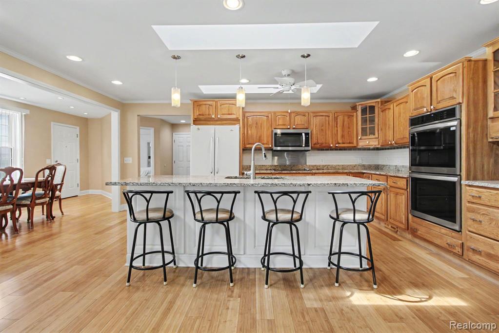 6740 Herbst Road Brighton, MI 48114 - Photo 13 of 63