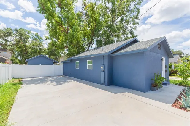 $1,350 | 118 West Sligh Avenue, Unit A, Tampa, FL 33604