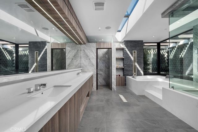 a view of roof and city view