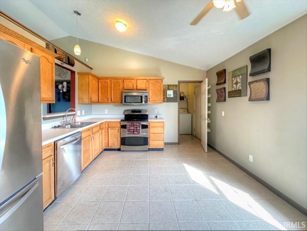 1050 Springwater Road Kokomo, IN 46902 - Photo 8 of 15