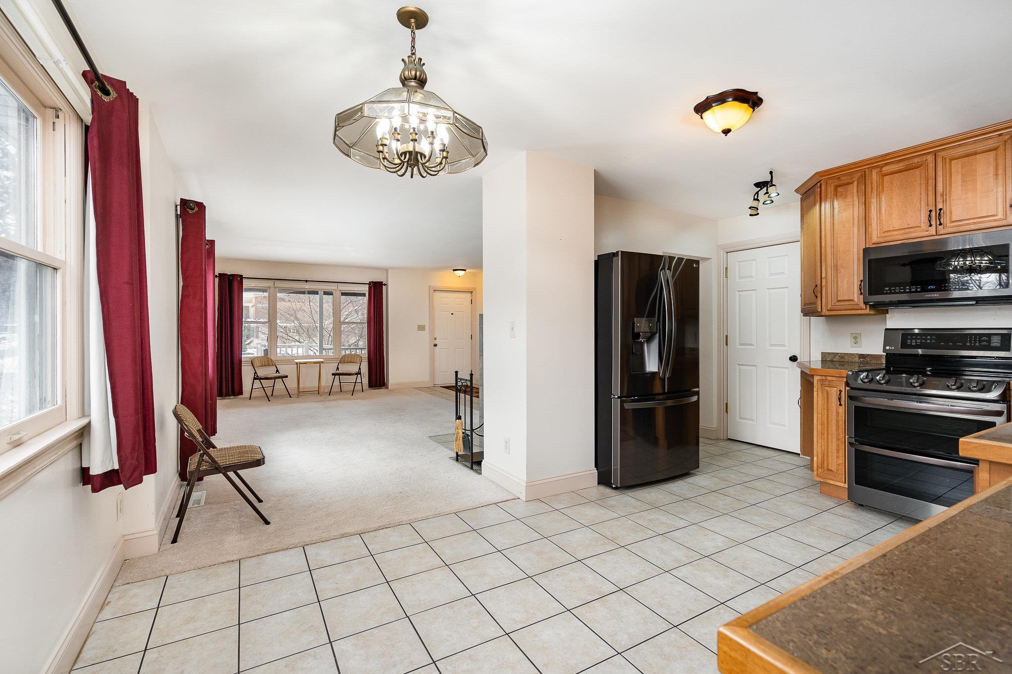 1610 Hemmeter Road Saginaw, MI 48638 - Photo 13 of 31 50165814-508a56c8-4503-4e87-8e5c-f6646f625010.JPG